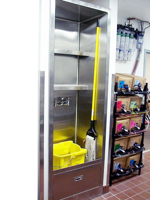 ENCLOSURE MOP (SERVICE) SINK 94"x38" STAINLESS S. CABINET & SHELVES MADE IN USA - Best Sheet Metal, Inc. 